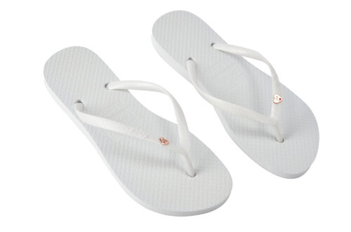 Fancy white flip flops discount
